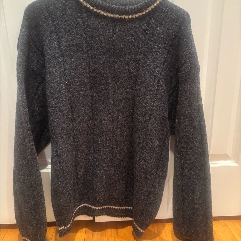Men's Gray Sweater